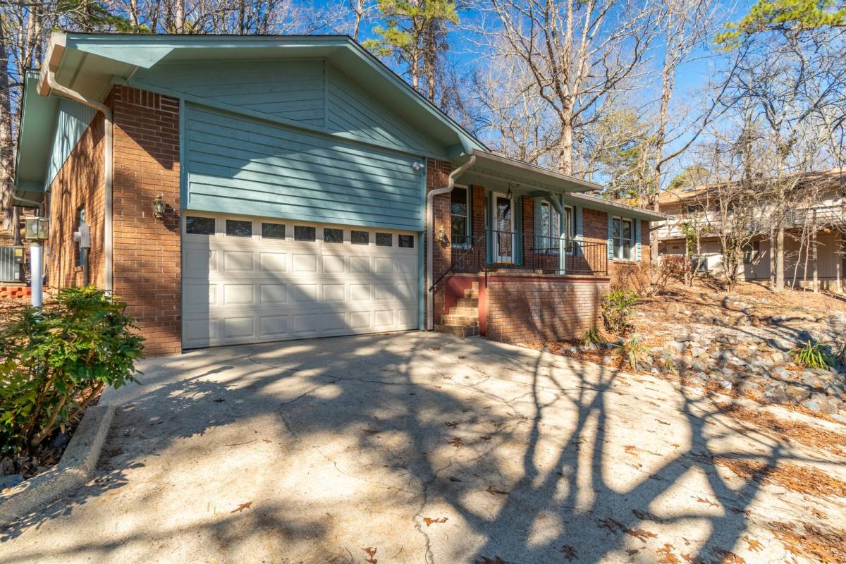 House for rent at 16 Malaga Circle, Hot Springs Village, AR 71909