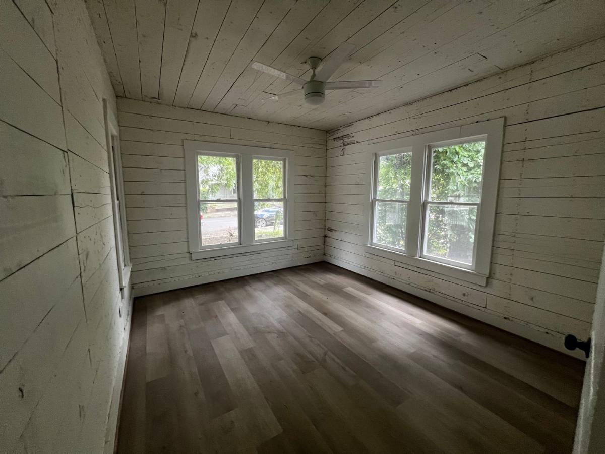 House for rent at 909 N 10th St, Waco, TX 76707