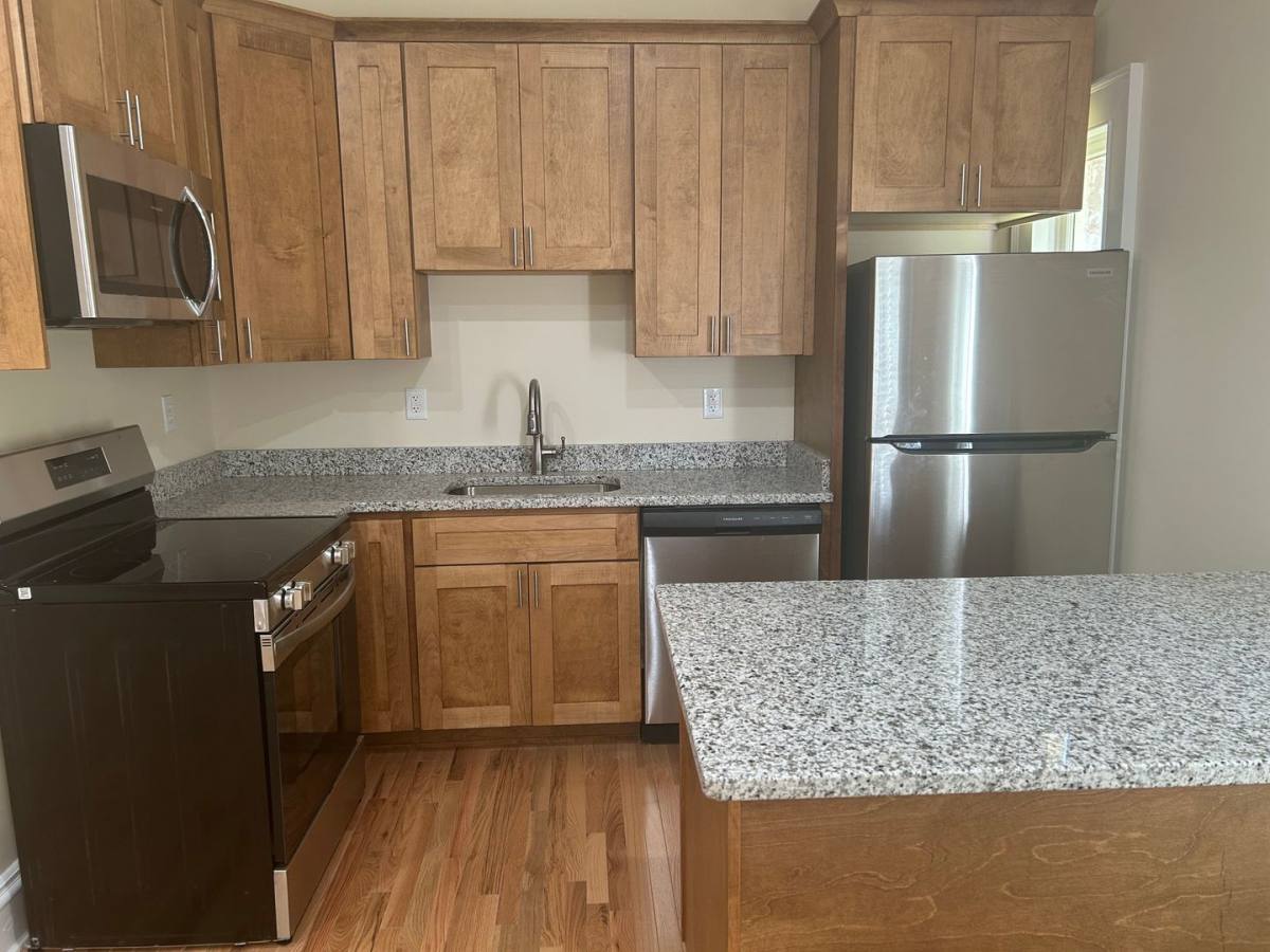 Apartment for rent at 100 N Colonial Ave, Richmond, VA 23221