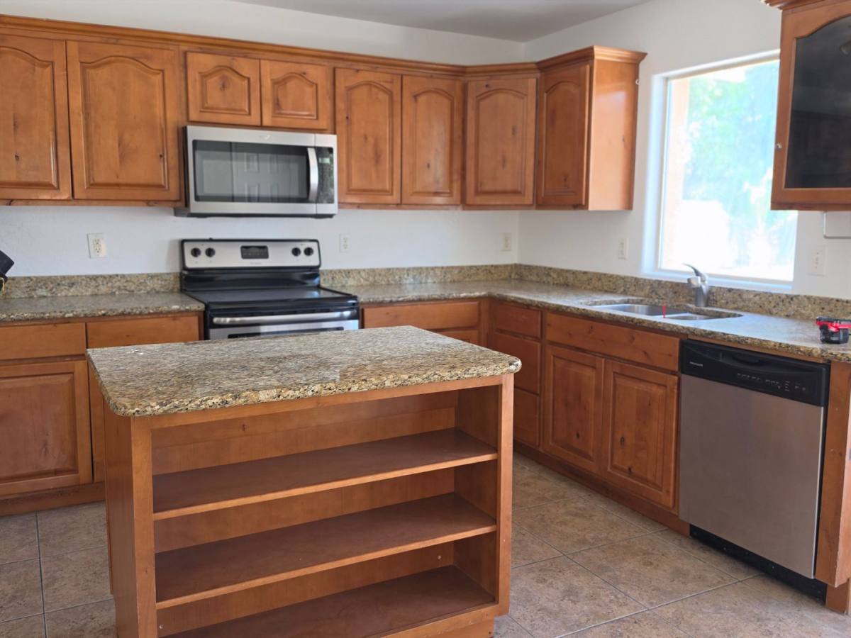 House for rent at 2068 E Andalusian Loop, San Tan Valley, AZ 85140