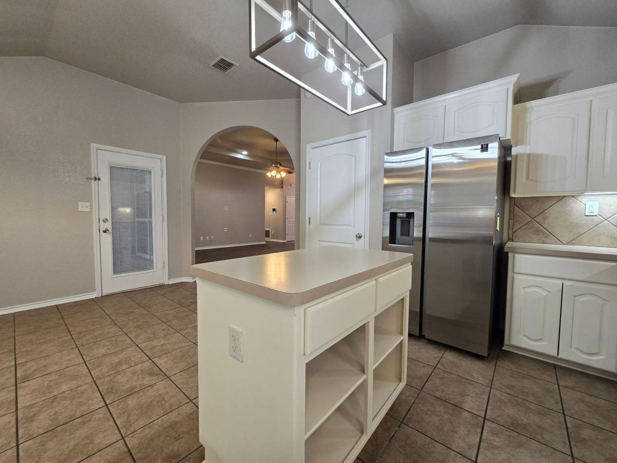 House for rent at 5609 Hunters Ridge Trail, Killeen, TX 76542