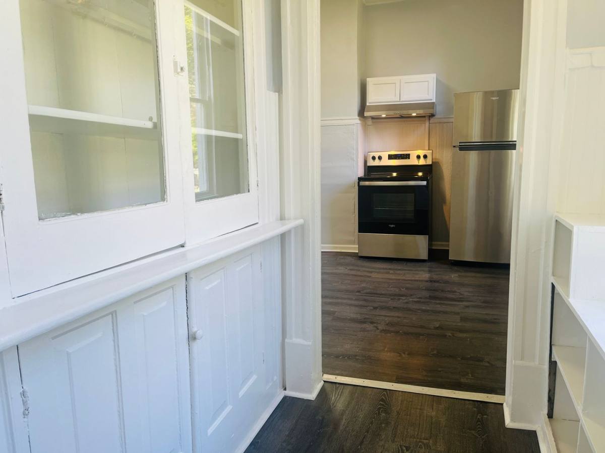 Apartment for rent at 109 Ben Hill St, Lagrange, GA 30240