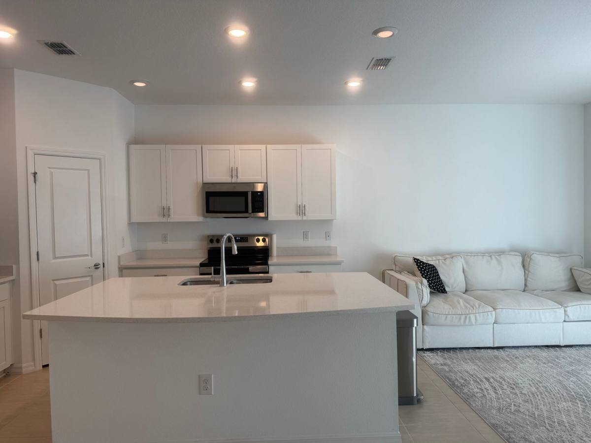 Townhouse for rent at 11820 Glenside Terrace, Palmetto, FL 34221