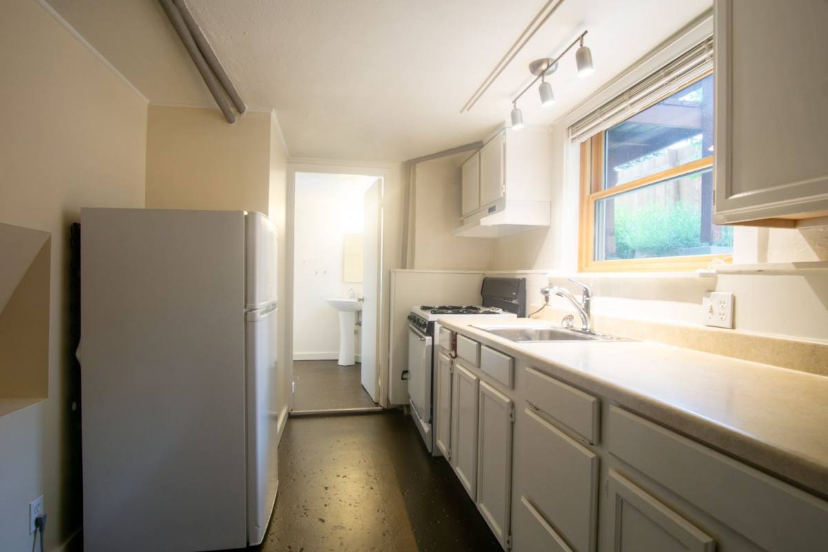 Apartment for rent at 2266 NW Johnson St, Portland, OR 97210