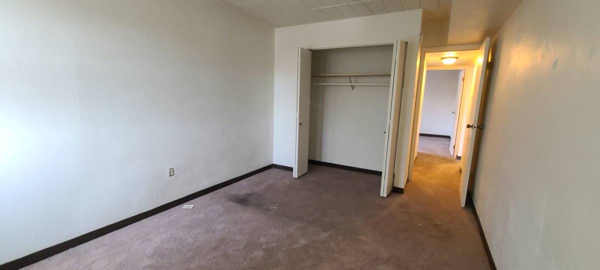 Apartment for rent at 10 N Meadowcroft Ave, Pittsburgh, PA 15216