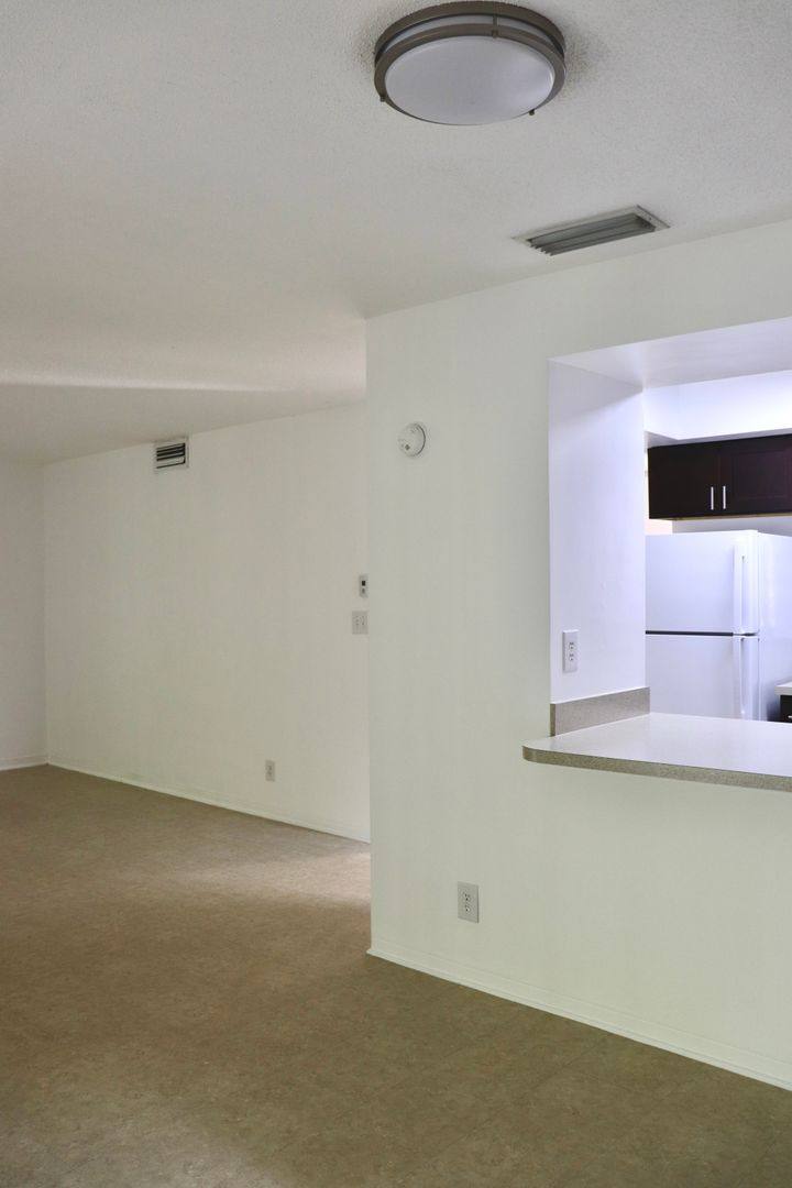 Apartment for rent at 482 SW 9th St, Boca Raton, FL 33432