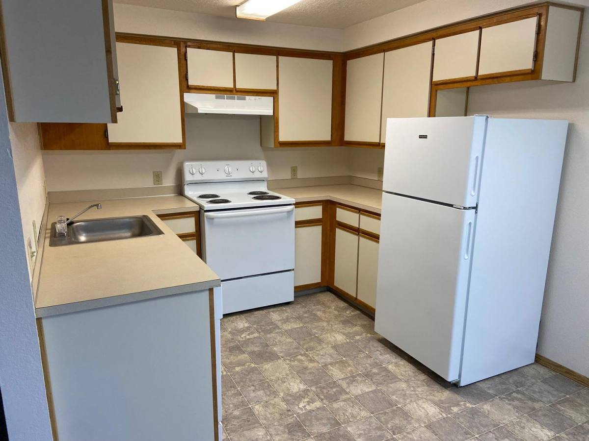 Apartment for rent at 926 Anderson Lane, Springfield, OR 97477
