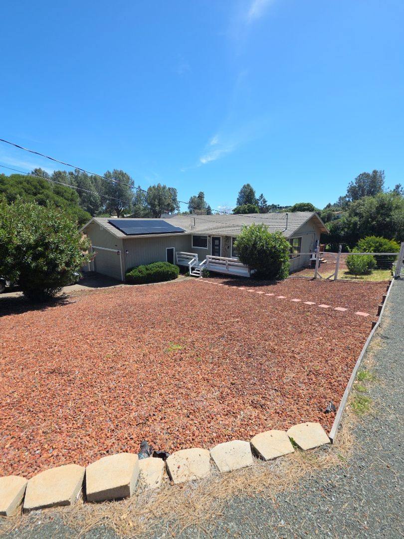 House for rent at 4674 Hawaina Way, Kelseyville, CA 95451