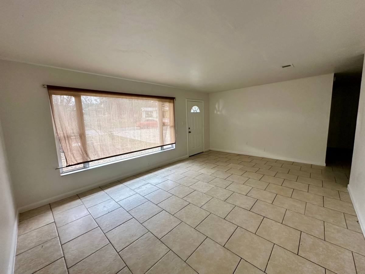 House for rent at 1317 Cambridge Dr, Kissimmee, FL 34747
