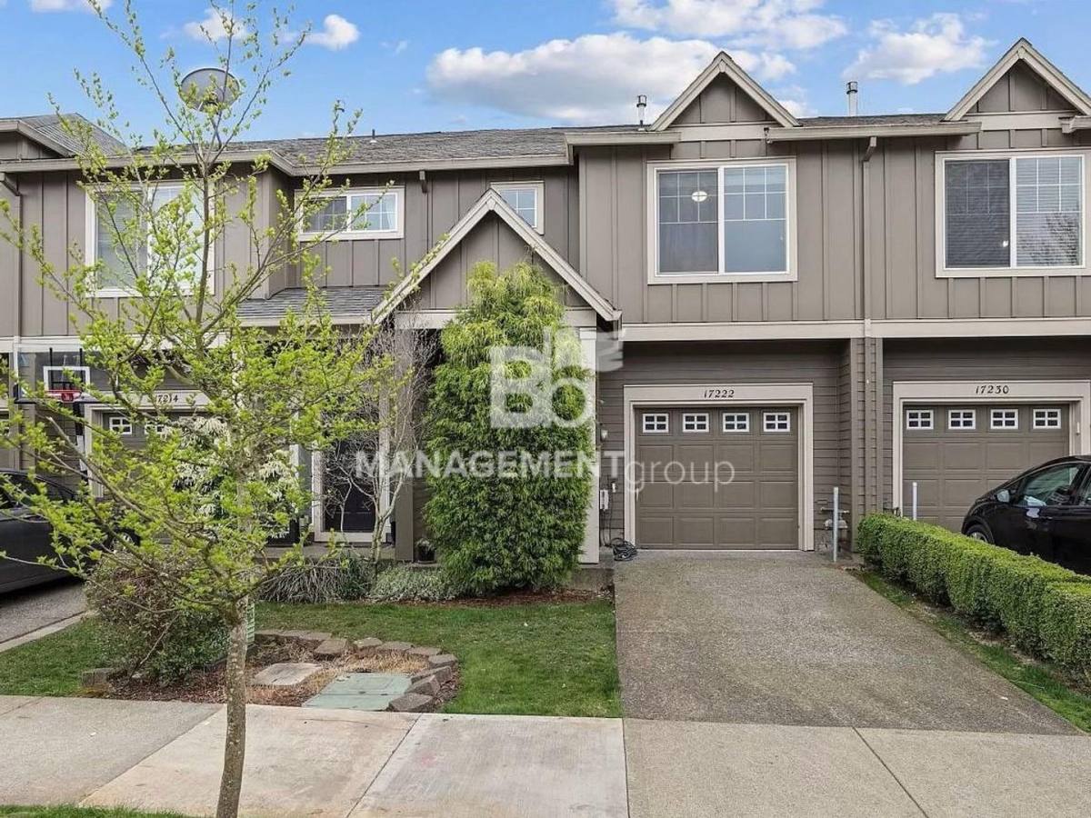Townhouse for rent at 17222 NW Widgi Creek Court, Beaverton, OR 97006