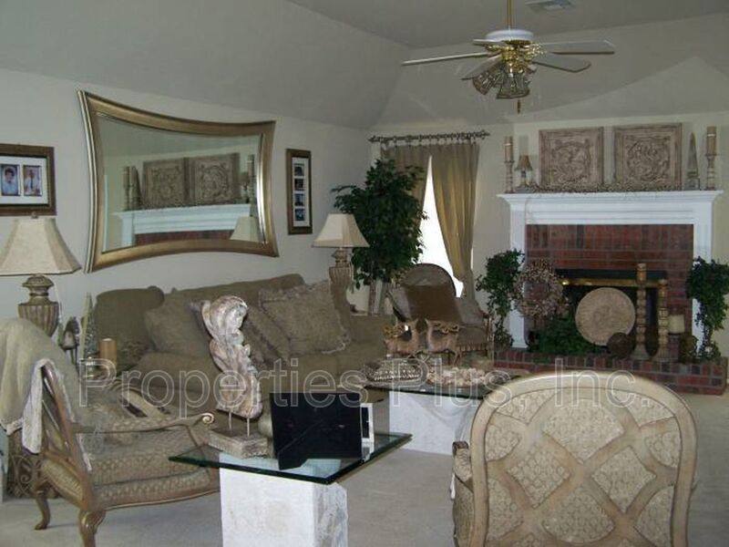 House for rent at 7916 S 77th E Ave, Tulsa, OK 74136
