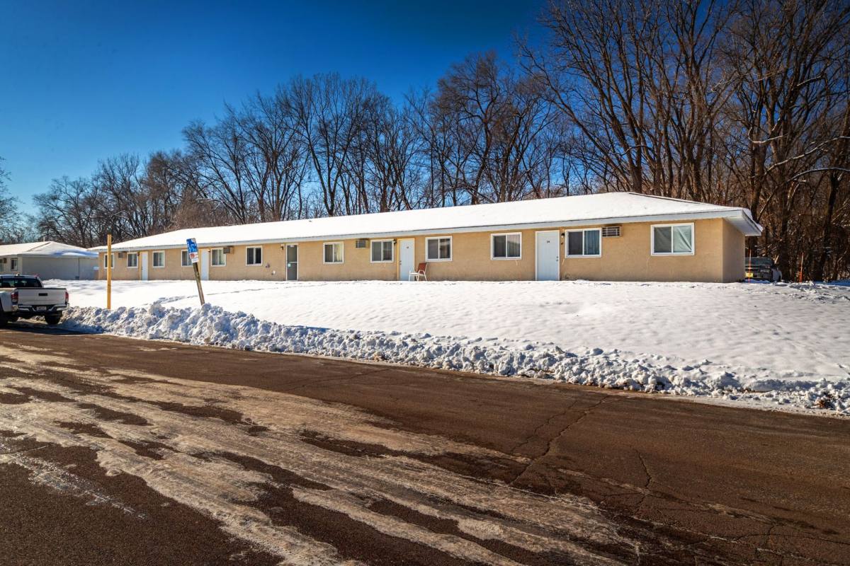 Apartment for rent at 1749 La Crescent St, La Crosse, WI 54603