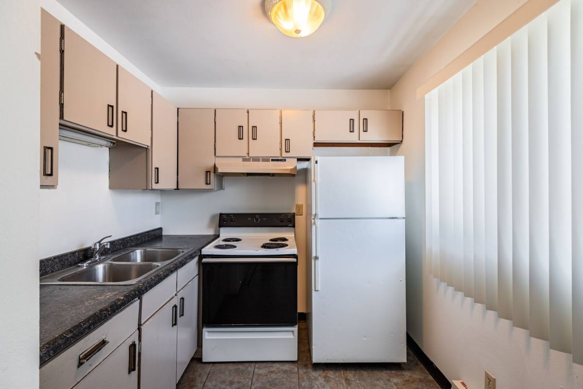 Apartment for rent at 1749 La Crescent St, La Crosse, WI 54603