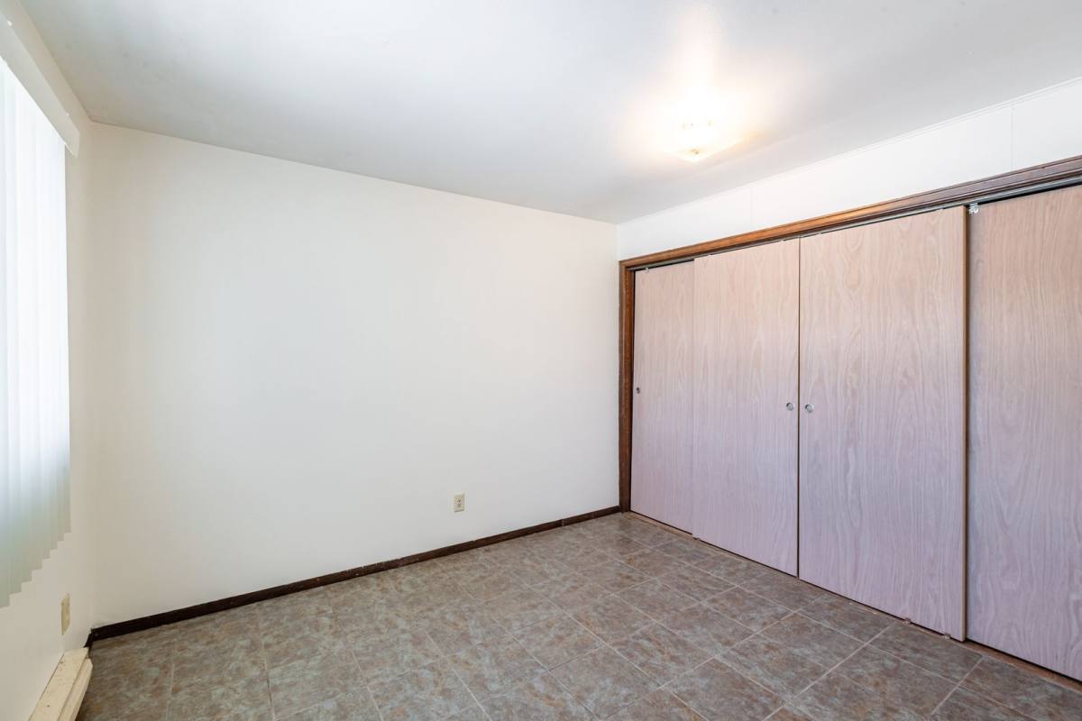 Apartment for rent at 1749 La Crescent St, La Crosse, WI 54603