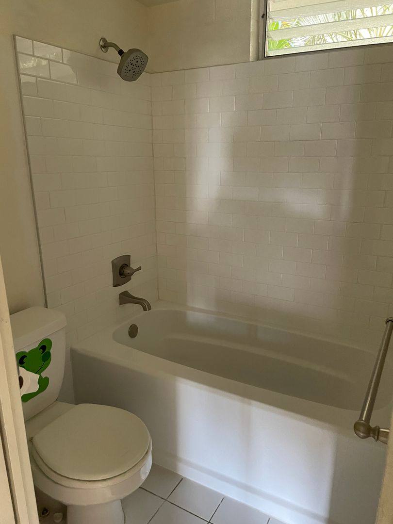 Apartment for rent at 1555 Pohaku St, Honolulu, HI 96817