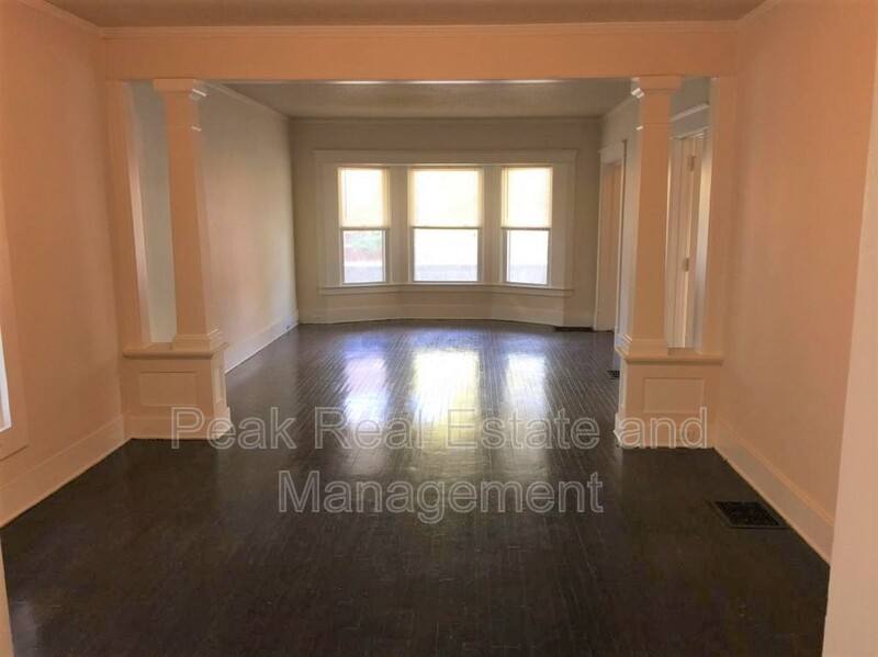 Apartment for rent at 738 Oakland Ave SW, Grand Rapids, MI 49503