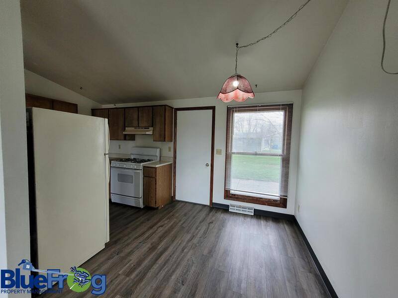 Apartment for rent at 414 Chicago St, Pulaski, WI 54162