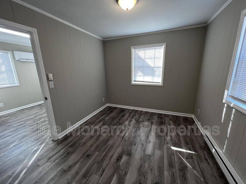 Apartment for rent at 208 W Chestnut St #B, Stanley, NC 28164