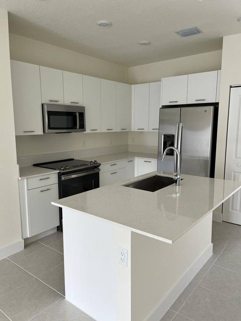 House for rent at 8001 NW 41st, Miami, FL 33166
