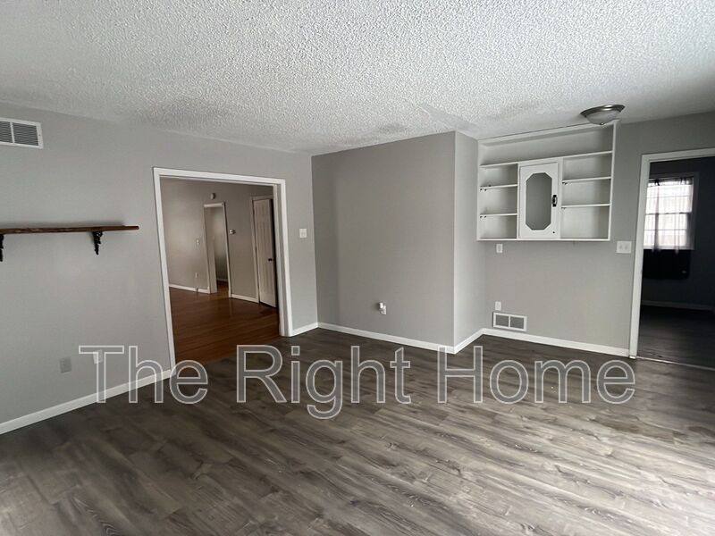 House for rent at 840 E 6th St, Fremont, NE 68025