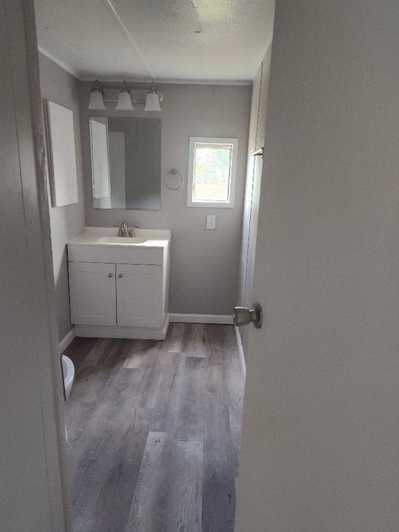 Apartment for rent at 503 S Humbolt Ave, Ellinwood, KS 67526