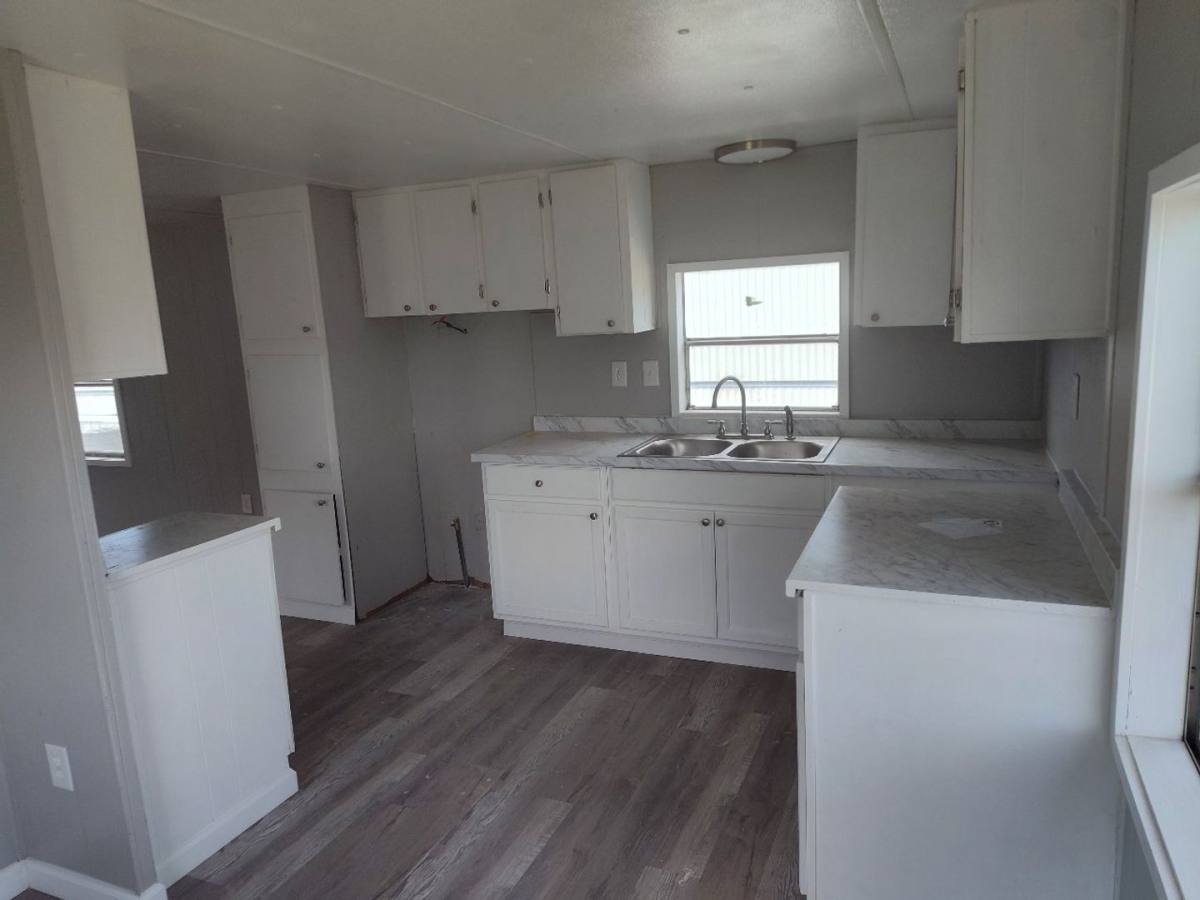 Apartment for rent at 503 S Humbolt Ave, Ellinwood, KS 67526