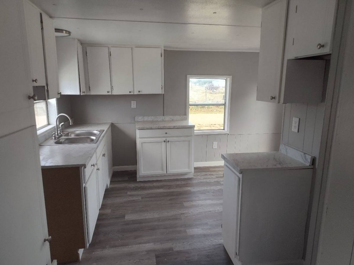 Apartment for rent at 503 S Humbolt Ave, Ellinwood, KS 67526