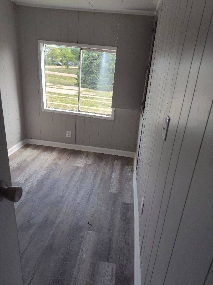 Apartment for rent at 503 S Humbolt Ave, Ellinwood, KS 67526