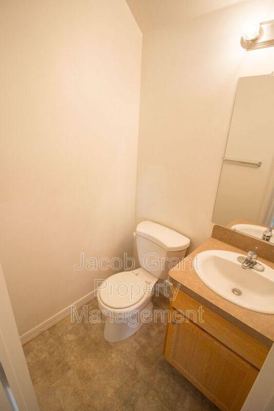 Townhouse for rent at 1648 N Stevens Dr #B, Idaho Falls, ID 83401