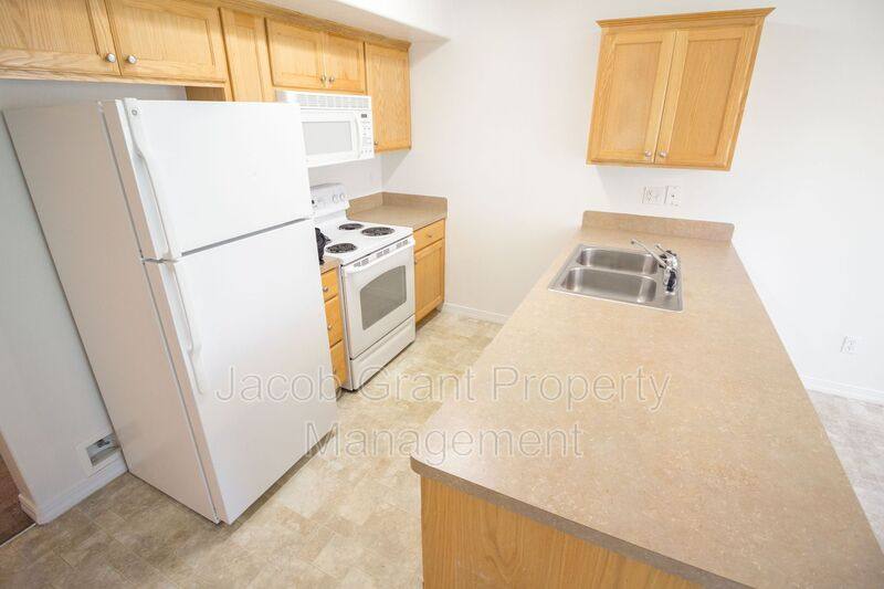 Townhouse for rent at 1648 N Stevens Dr #B, Idaho Falls, ID 83401