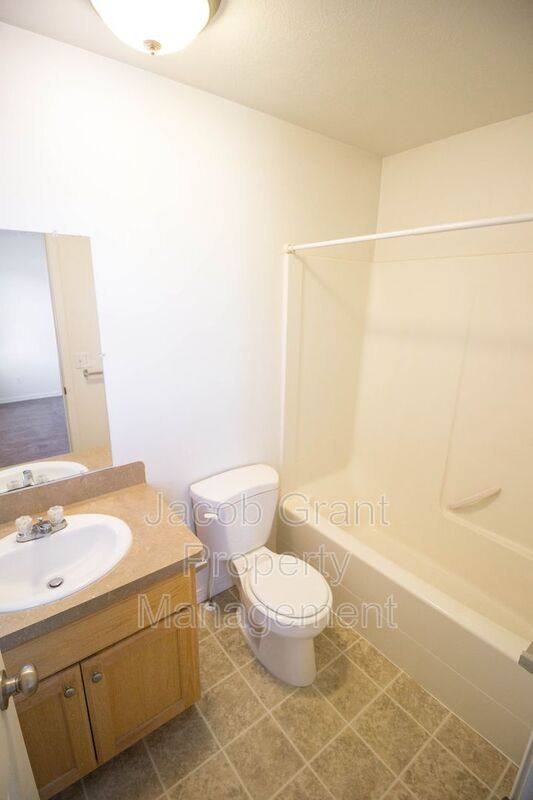 Townhouse for rent at 1648 N Stevens Dr #B, Idaho Falls, ID 83401