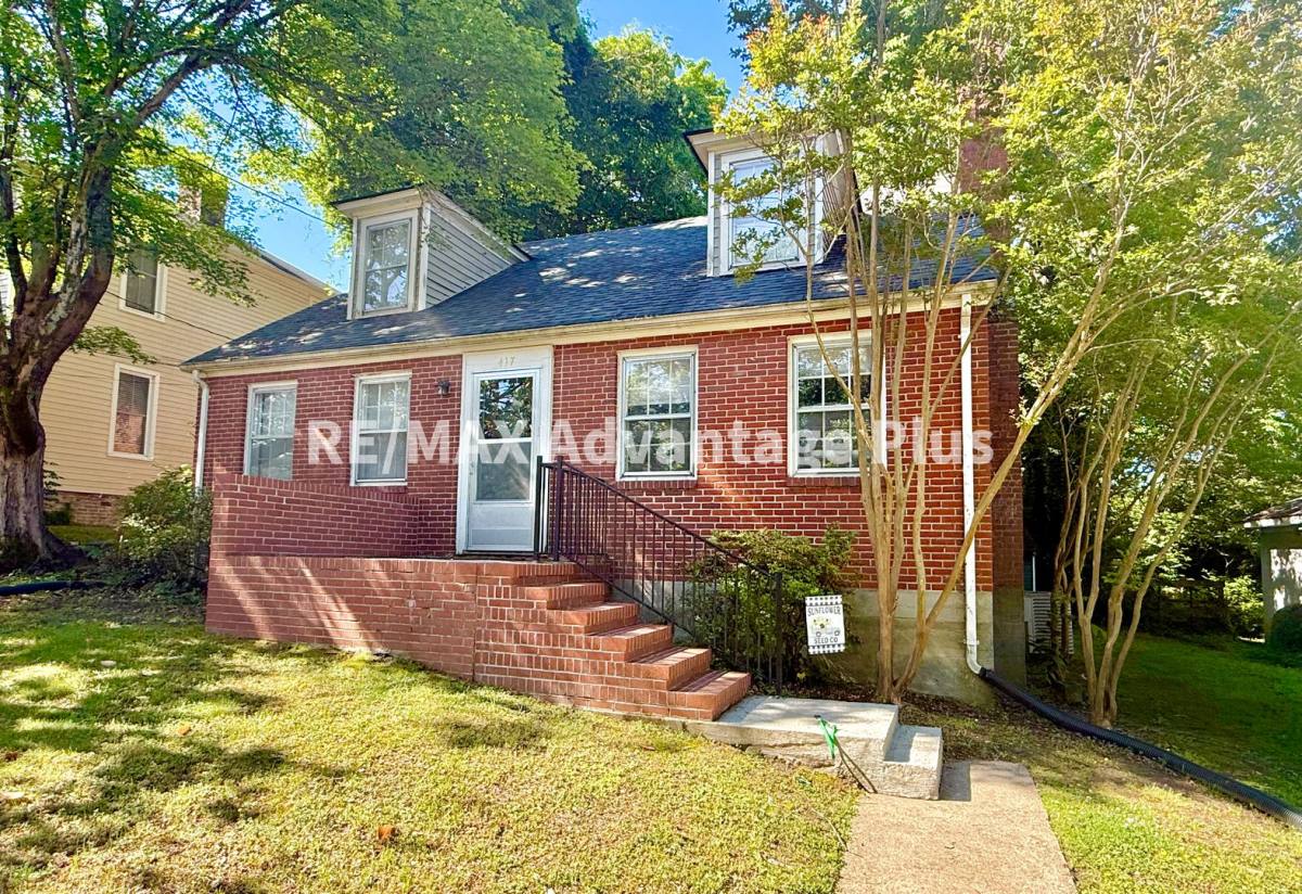 Apartment for rent at 417 E Second St, Farmville, VA 23901