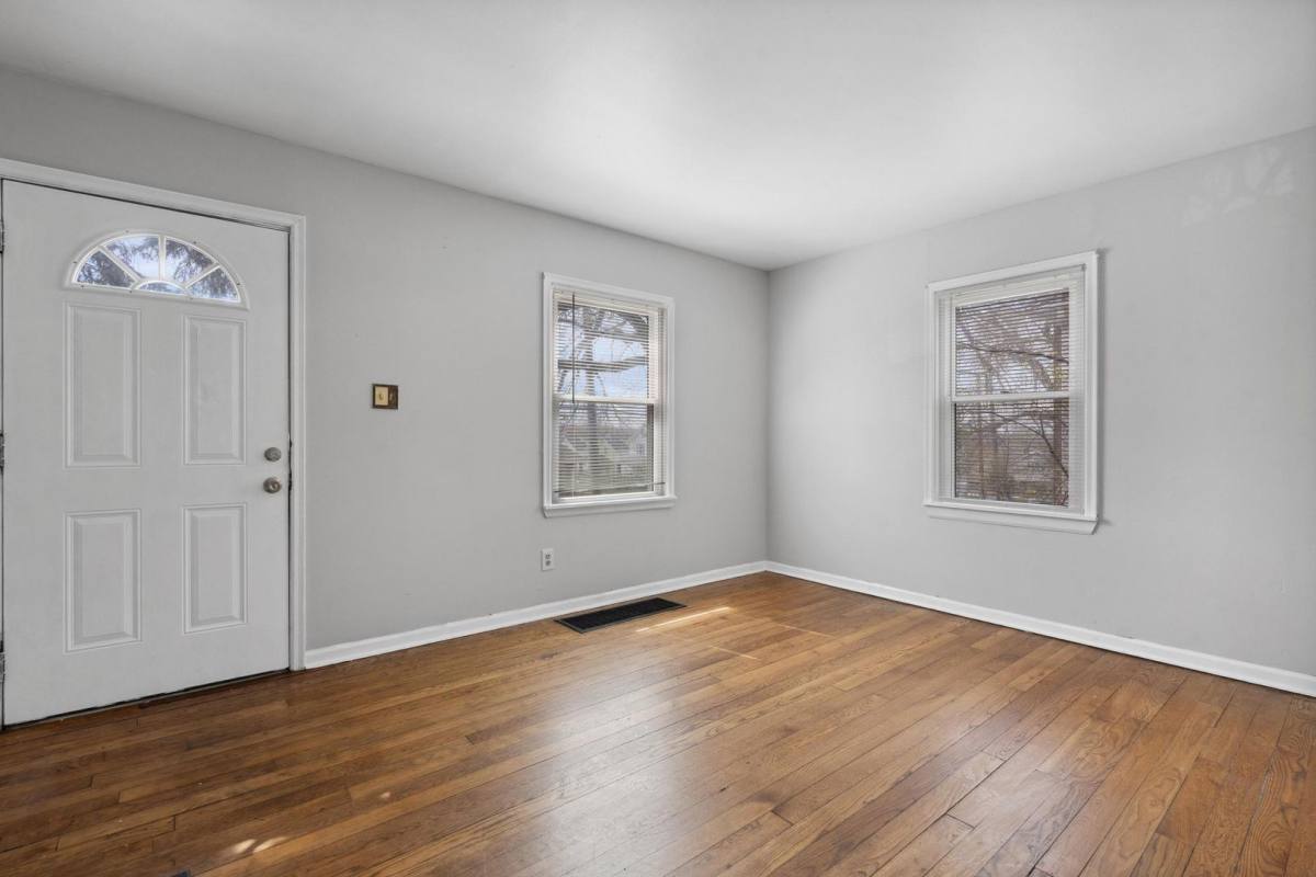 Apartment for rent at 1371-1377 Florence St, Dayton, OH 45403