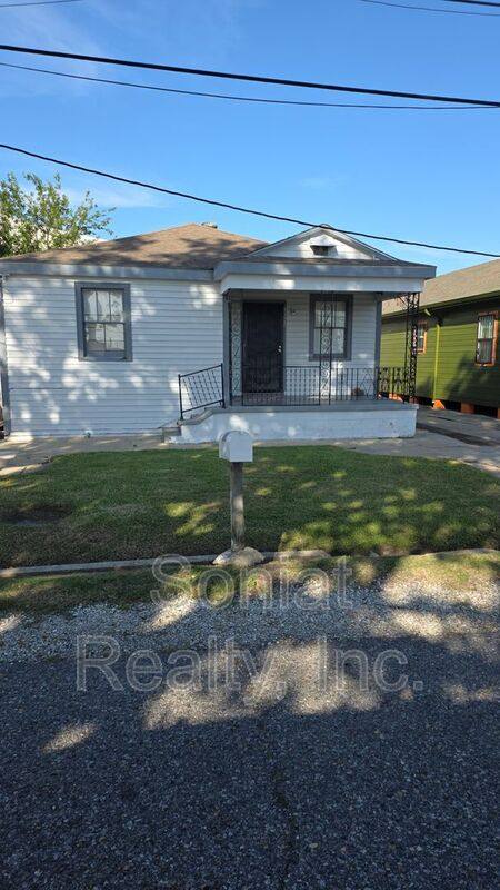 House for rent at 8025 Pompano St, New Orleans, LA 70126