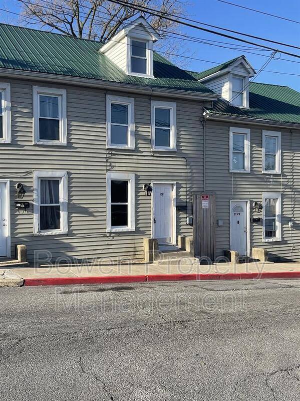 Apartment for rent at 27 Bethel St, Hagerstown, MD 21740