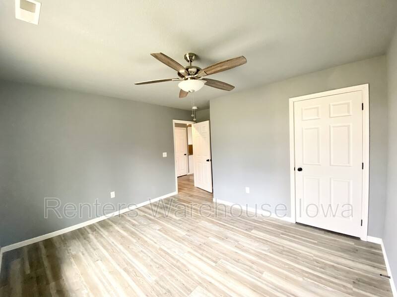 Apartment for rent at 217 E Front St #B, Colfax, IA 50054