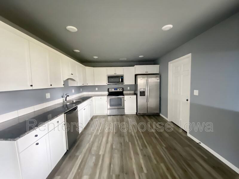 Apartment for rent at 217 E Front St #B, Colfax, IA 50054
