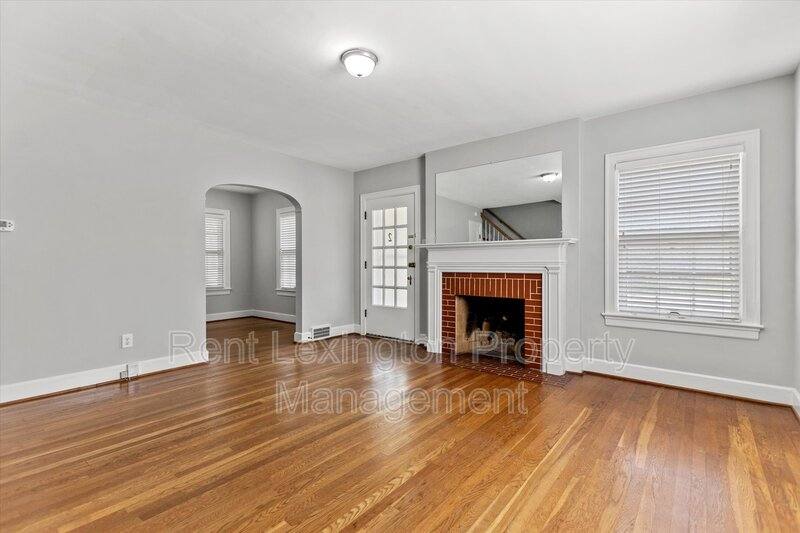 Apartment for rent at 1901 Nicholasville Rd #2, Lexington, KY 40503