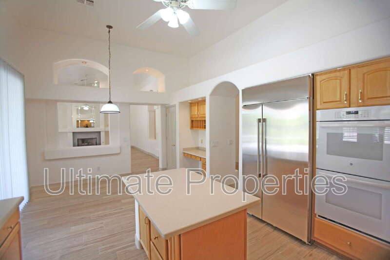 House for rent at 13872 E Kalil Dr, Scottsdale, AZ 85259