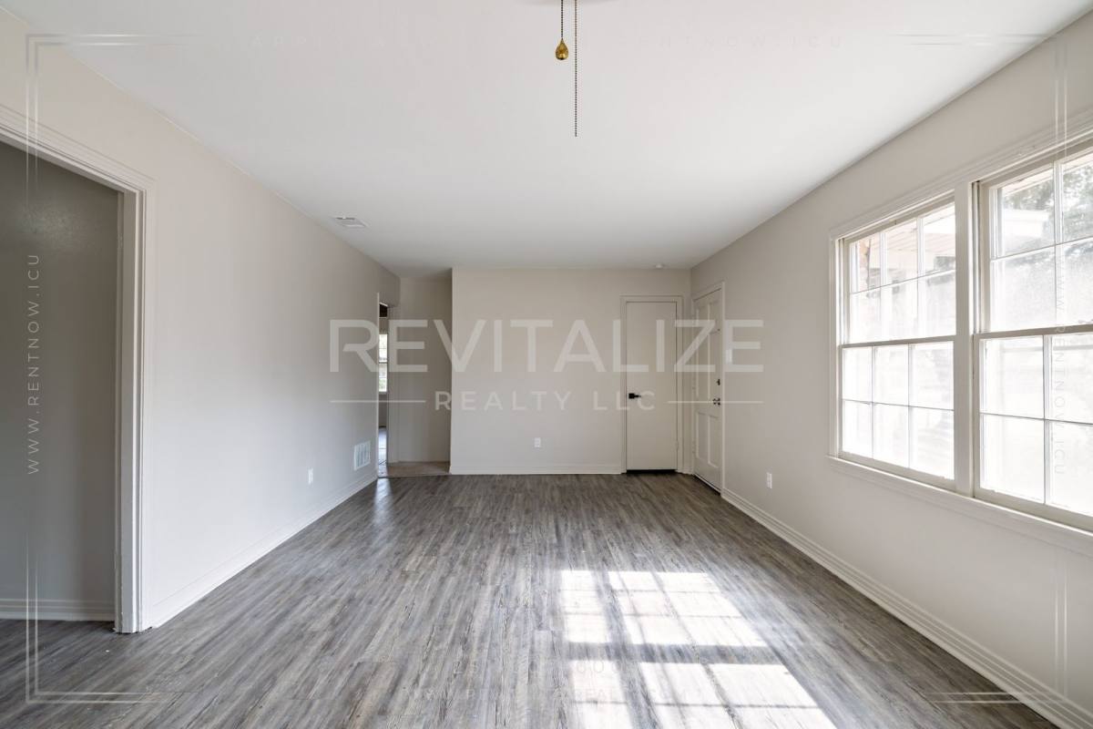 House for rent at 1258 Charmaine Circle N, Mobile, AL 36605