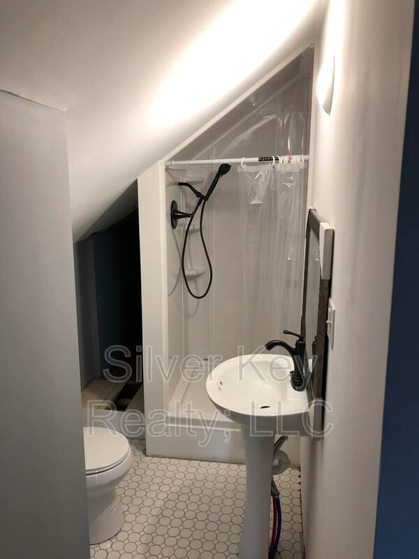 Apartment for rent at 130 S Jackson St #B, Athens, TN 37303