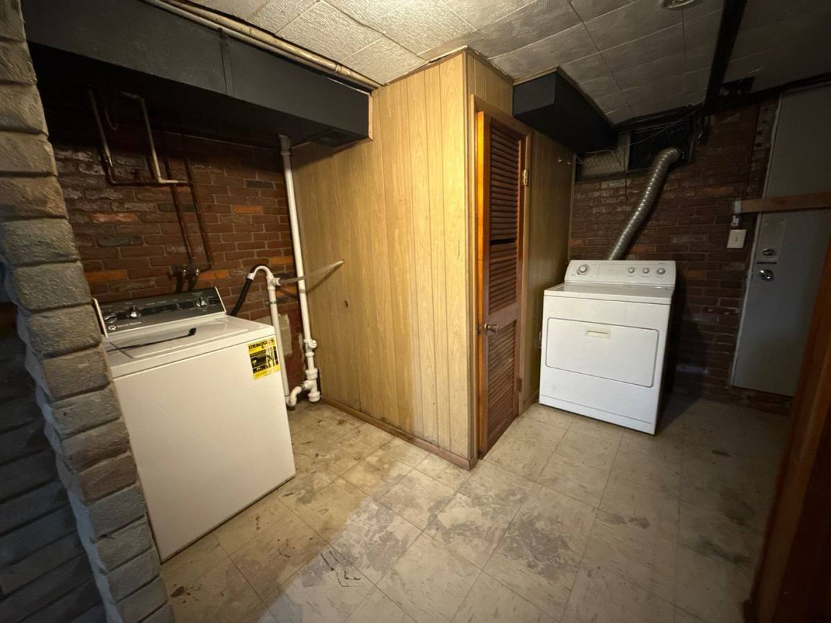 House for rent at 333 N Grantley St, Baltimore, MD 21229