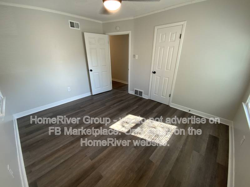 House for rent at 1359 S White Station Rd, Memphis, TN 38117