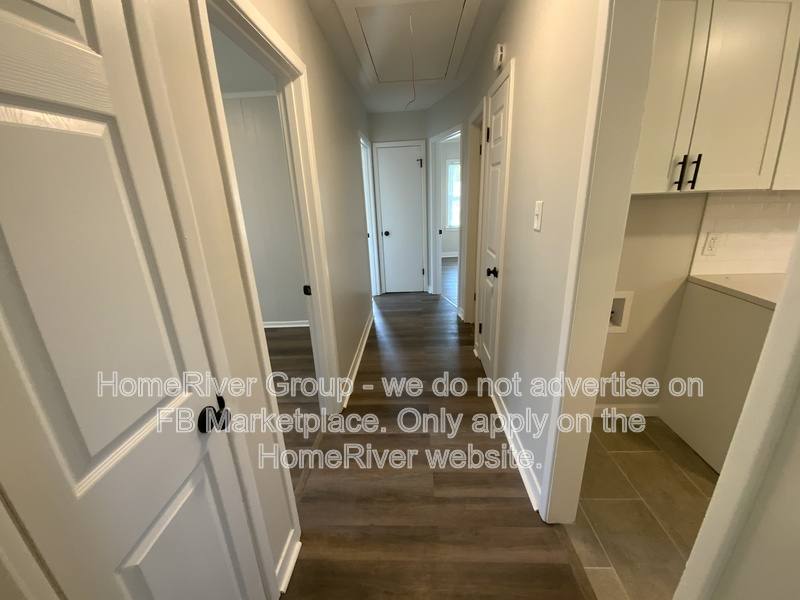 House for rent at 1359 S White Station Rd, Memphis, TN 38117