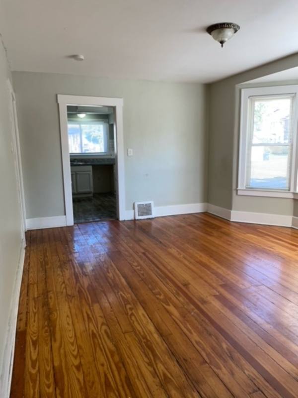 Apartment for rent at 97 Batavia St #1, River Rouge, MI 48218