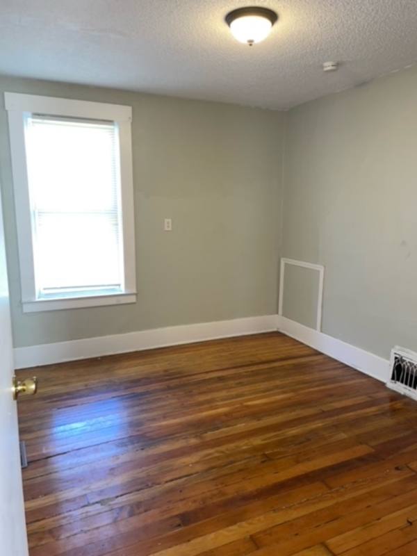 Apartment for rent at 97 Batavia St #1, River Rouge, MI 48218
