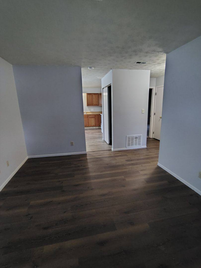 Apartment for rent at 1238 Green Valley Dr, Heath, OH 43056