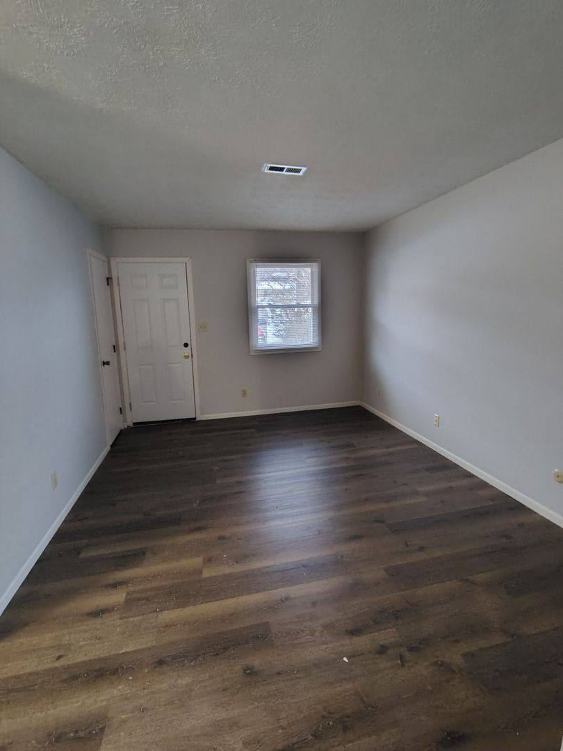 Apartment for rent at 1238 Green Valley Dr, Heath, OH 43056