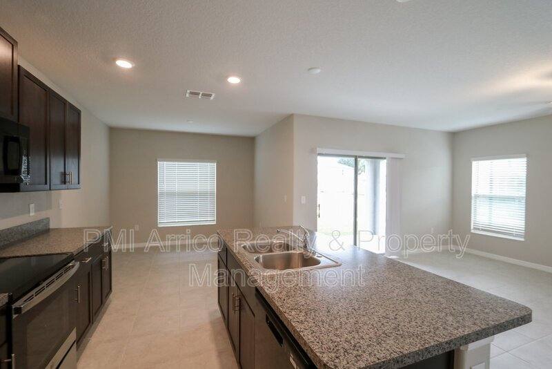 Townhouse for rent at 4714 Norman Oak Place, Tampa, FL 33619