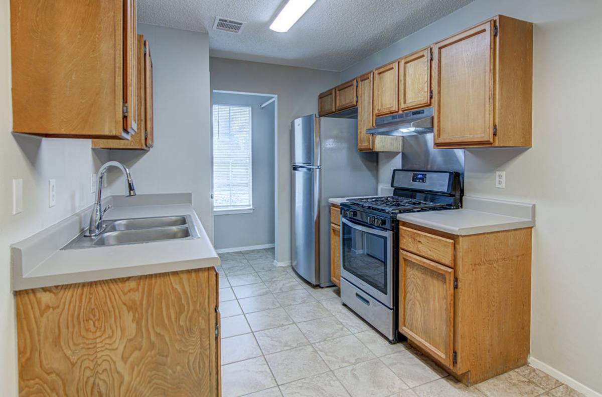 Apartment for rent at 8116 W Gate Blvd, Austin, TX 78745